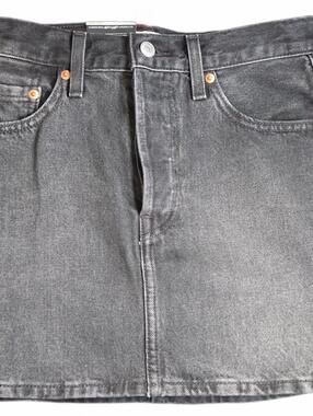 Levi's Icon Skirt Mid Rise Easy Through The Hip Black Denim Skirt Size 24